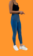 將圖片載入圖庫檢視器 Secret to Skin S2S Q10塑型護膚運動長褲-彩藍色