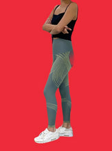 將圖片載入圖庫檢視器 Secret to Skin S2S Q10塑型護膚運動長褲-灰綠色